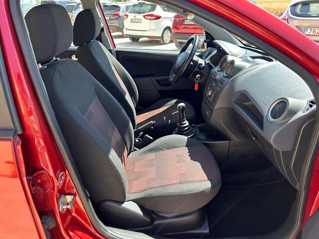 FORD FIESTA TREND 1.6 TDCI SPANISH LHD IN SPAIN 0NLY 91000 MILES SUPERB 2008
